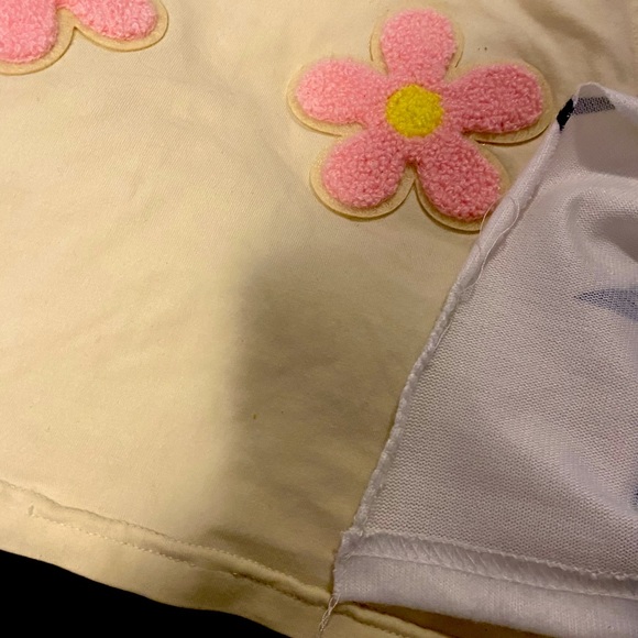 XS Cropped Homemade Pastel Yellow Tank with Pink Flowers - Picture 4 of 4